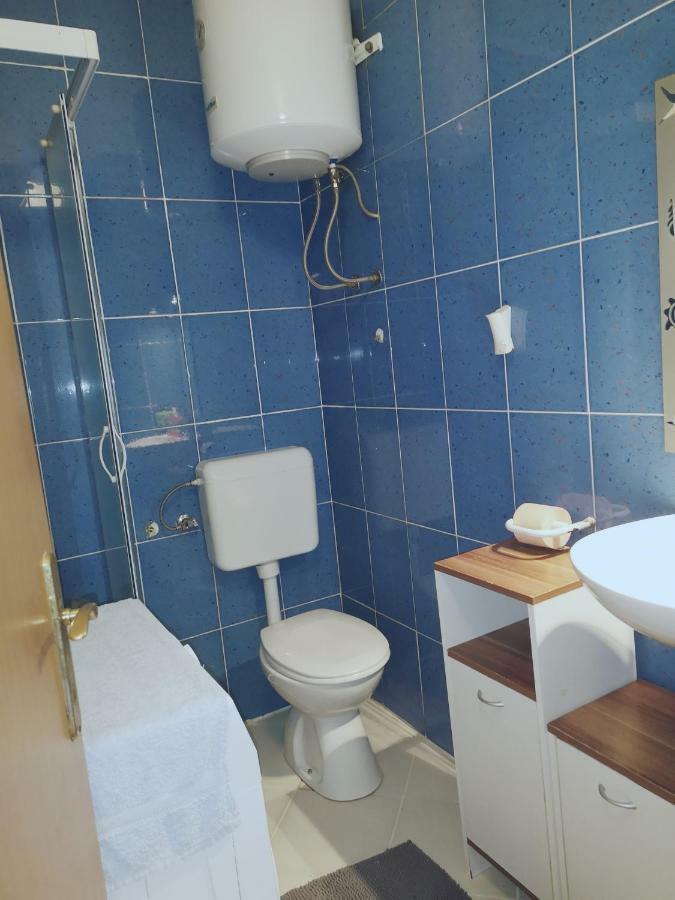 App Emona Bašanija Exterior foto