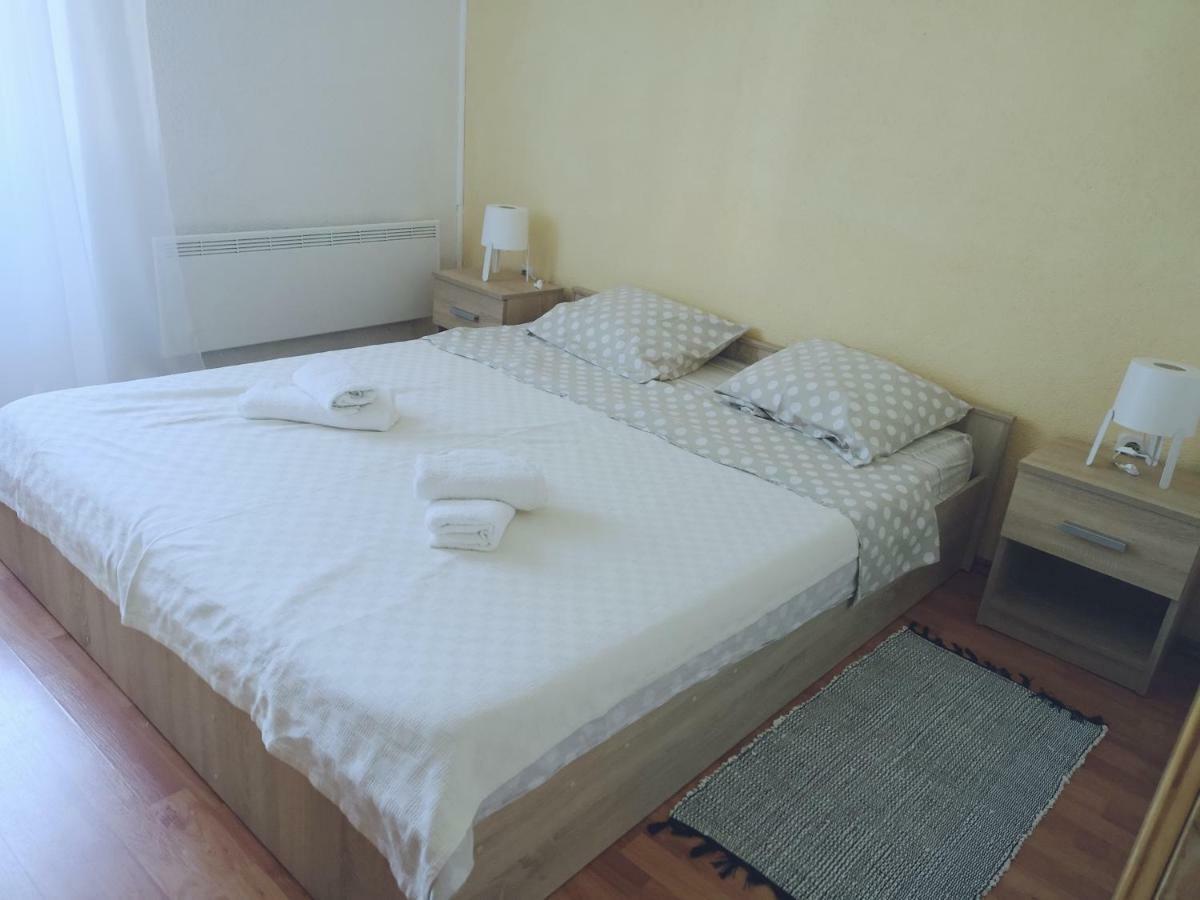 App Emona Bašanija Exterior foto
