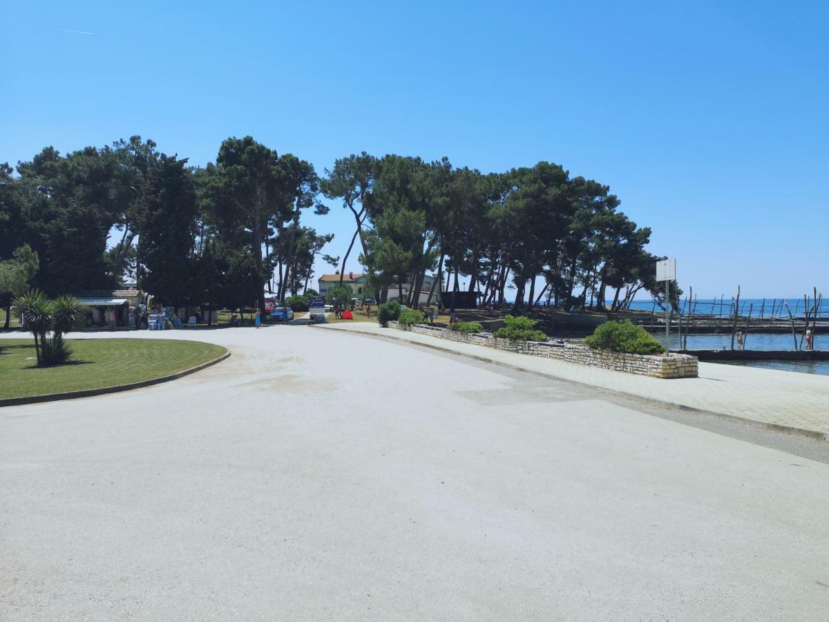 App Emona Bašanija Exterior foto
